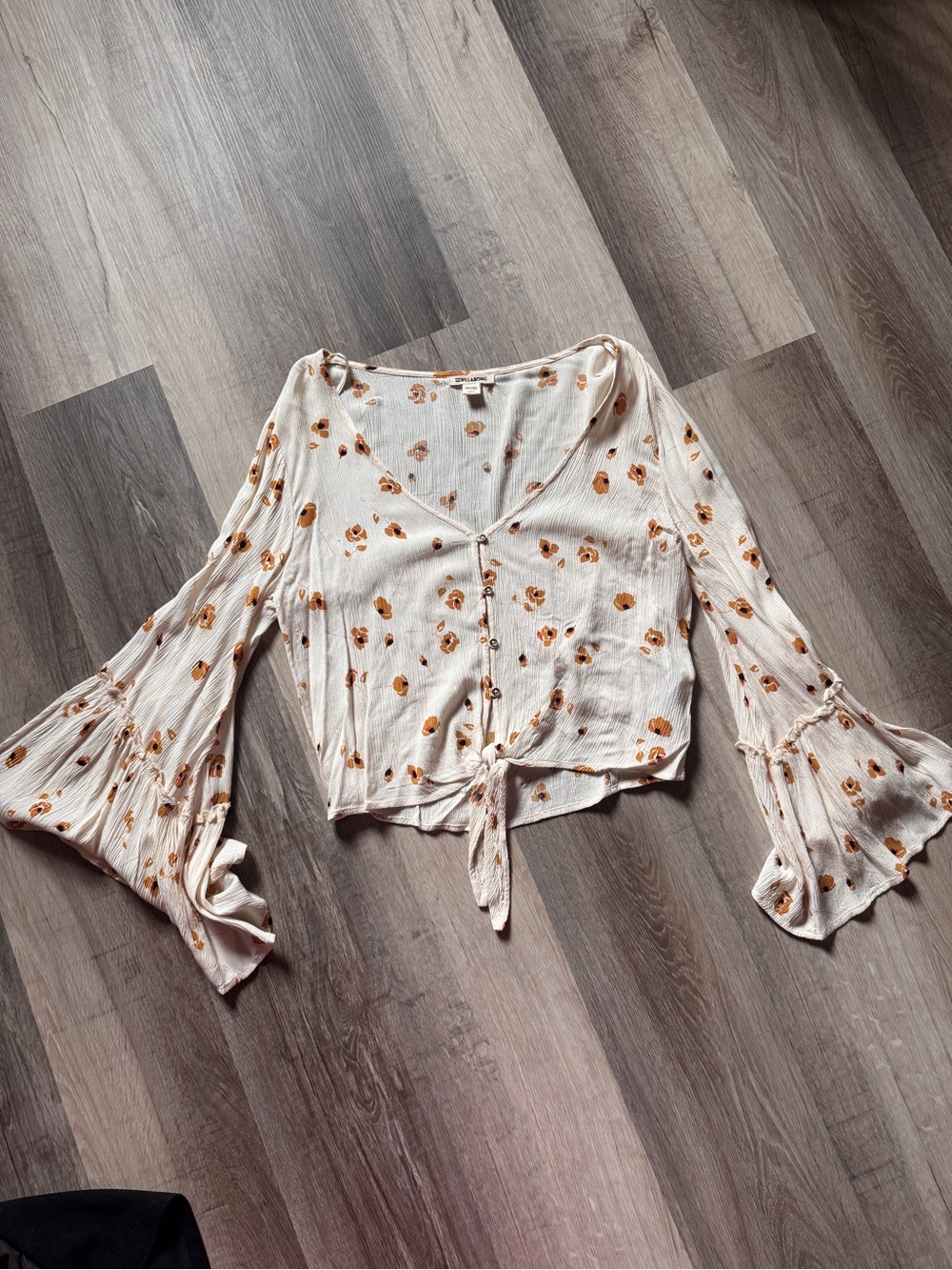 Billabong Cream Tie-Front Floral Bell Sleeve Blouse